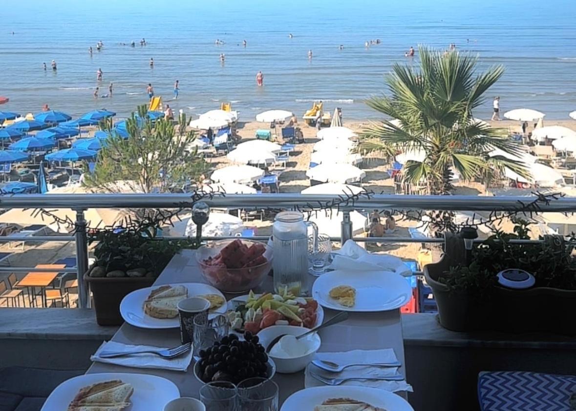 Durres Strand Direkt Am Meer 외부 사진