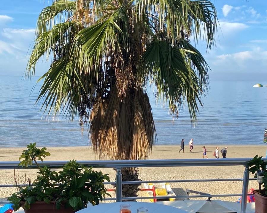 Durres Strand Direkt Am Meer 외부 사진