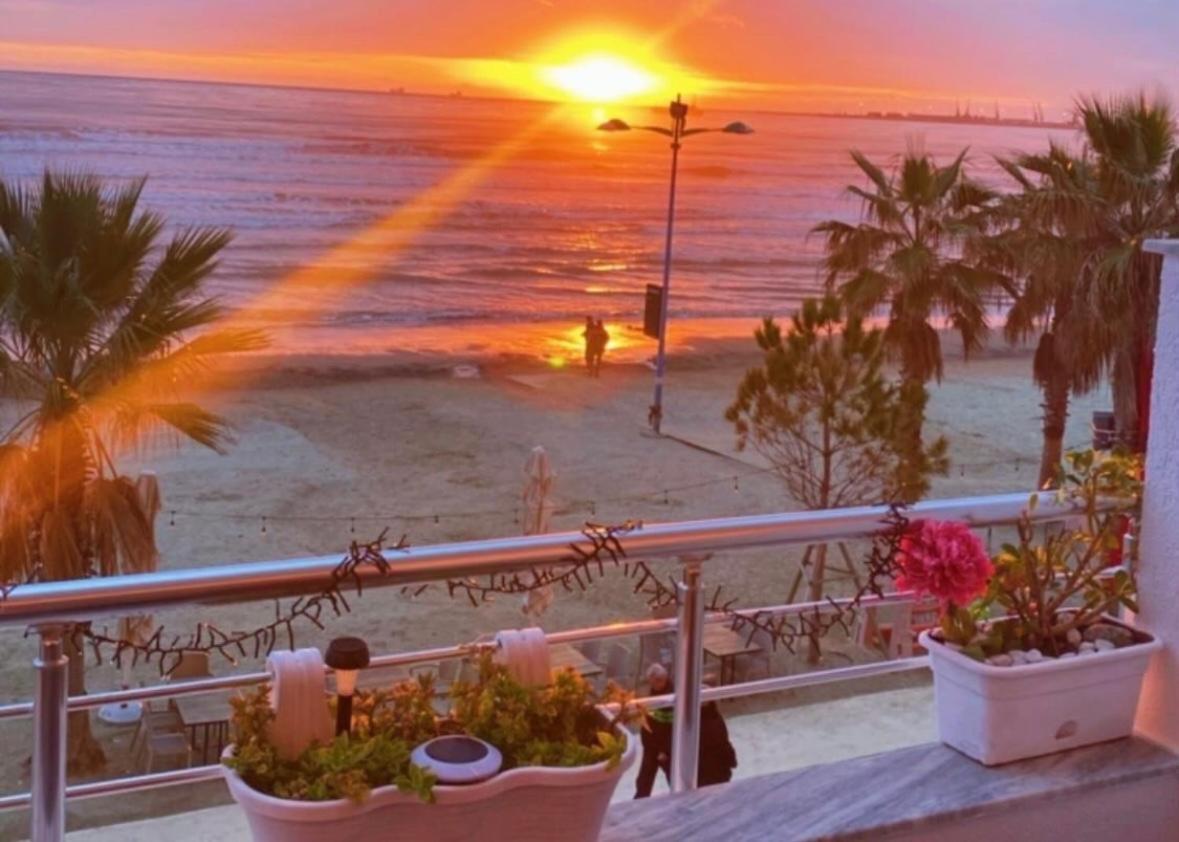 Durres Strand Direkt Am Meer 외부 사진